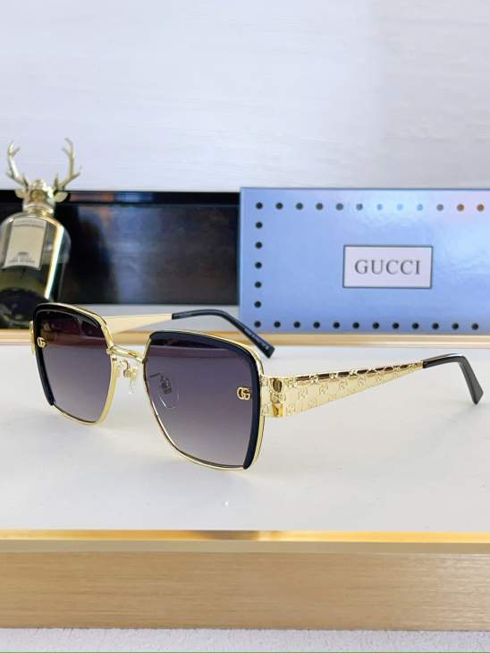 Picture of Gucci Sunglasses _SKUfw80049241fw